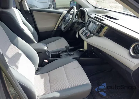 2015 Toyota Rav4 Le z USA, uszkodzony, nr VIN 2T3ZFREV6FW153386